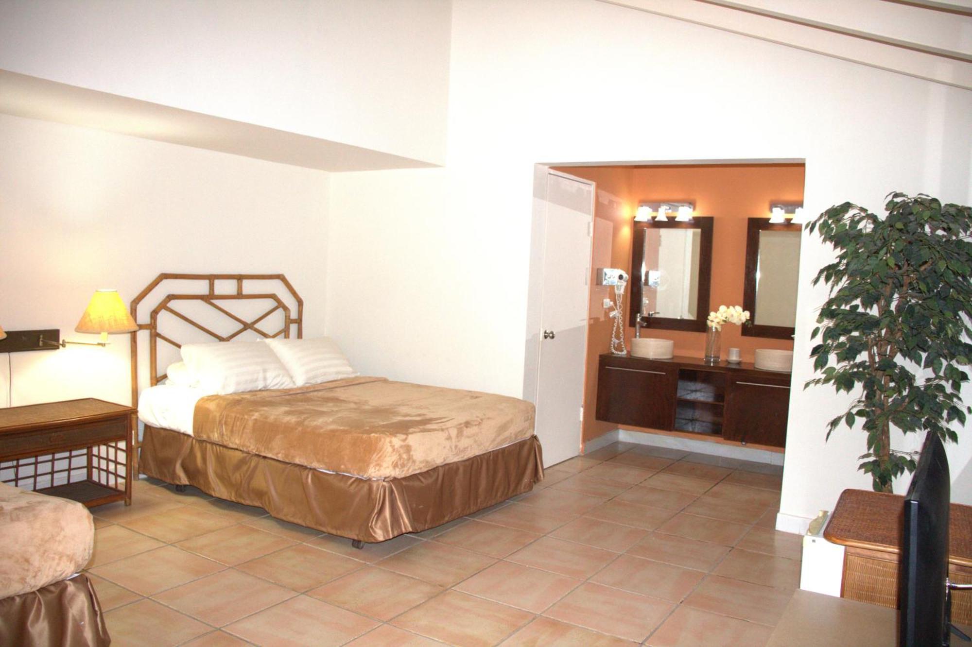 Private Family Room In Coronado Luxury Club & Suites Плая Коронадо Екстериор снимка